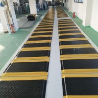 环保防静电桌垫生产流程，工业防疲劳垫厂家，惠州防静电台垫厂